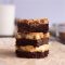 Glutensiz Cheesecake Brownies with Dulce de Leche